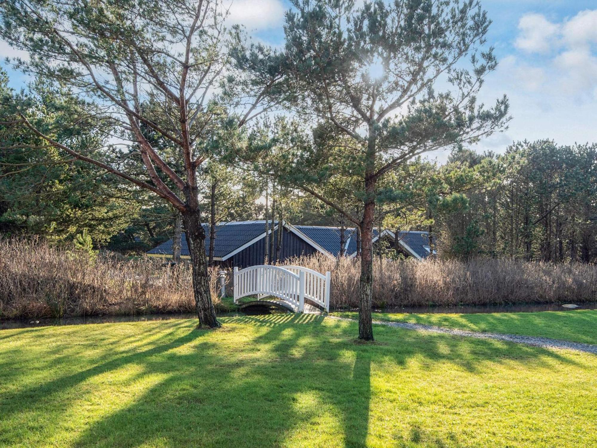 6 Person Holiday Home In Bl Vand Blåvand Kültér fotó